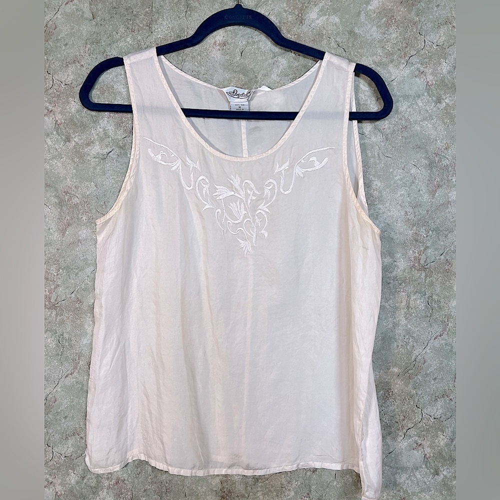 V I N T A G E  Angela Tong Cream Embellished Silk Tank Top